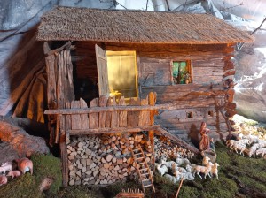 Starodavna lesena hiška. 